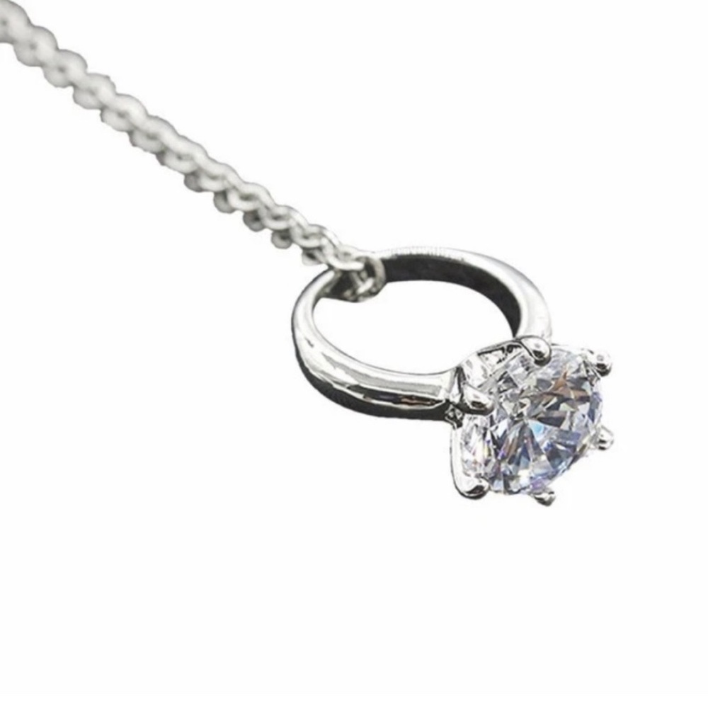 🌟 2/$10🌟 Diamond Ring Pendant Necklace🌟